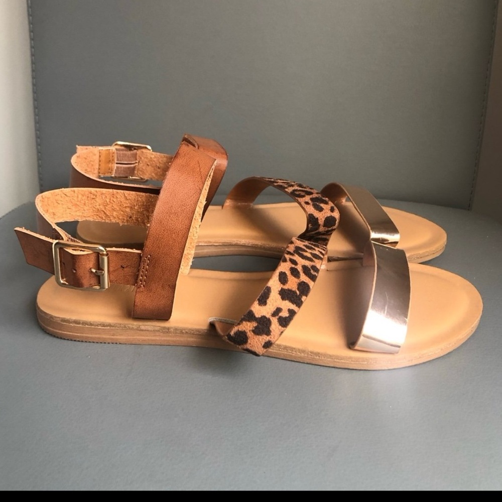 Forever 21 Sandals Gold/Brown Leopard Print Size 7.5